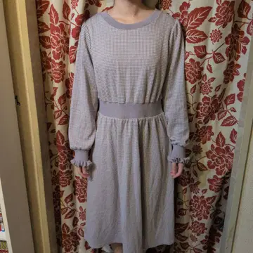 보라색 계열 하운드투스 체크 니트 원피스 M