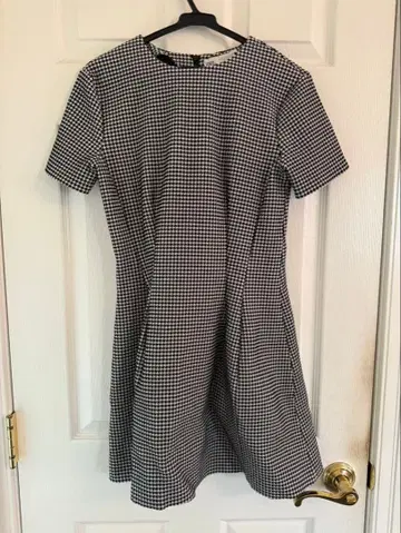 ZARA 체크 무늬 반팔 미니 원피스