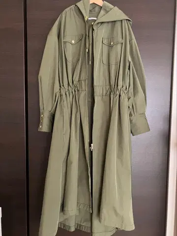 에마 테일러 밀리터리 후드 플레어 롱 코트 38