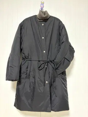 미사용품 블랙 충전솜 롱 코트 아우터