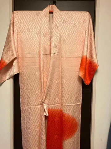 호몬기 핑크 오렌지 그라데이션 기하학 패턴 하나 문장 기모노