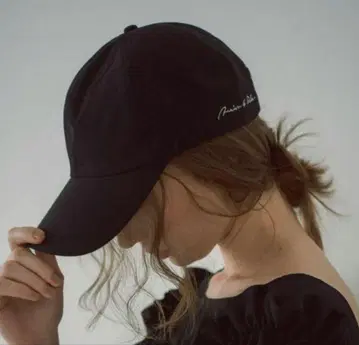 메종 드 돌체 발수 캡 블랙