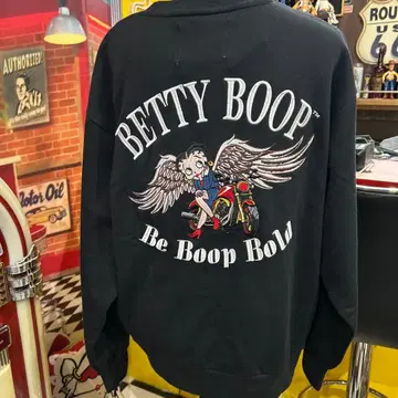 베티 붑 트레이닝복 자수