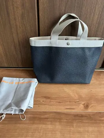 에르베샤 펠리에 704GP 네이비 실버 느와르 택