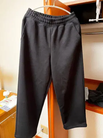 UNIQLO C 블랙 스웨트 팬츠 S 사이즈