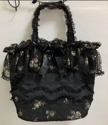 사에라 아키아카네 프릴 달린 블랙 토트백