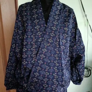 네이비 컬러 꽃무늬 코몬 기모노