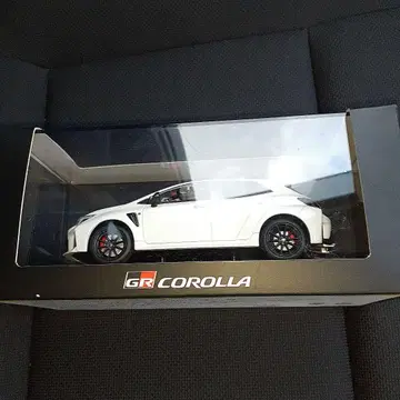 1/30 GR 카롤라 컬러 샘플 미니카 슈퍼 화이트 II