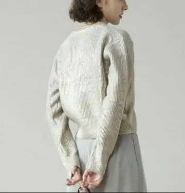 [martinique] 호일 프린트 니트