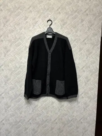 블랙과 그레이의 울 가디건 M 사이즈 셰틀랜드 울 100%