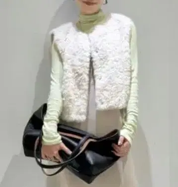 택 포함 미사용 새상품 [ TOMORROW LAND ] 퍼 베스트