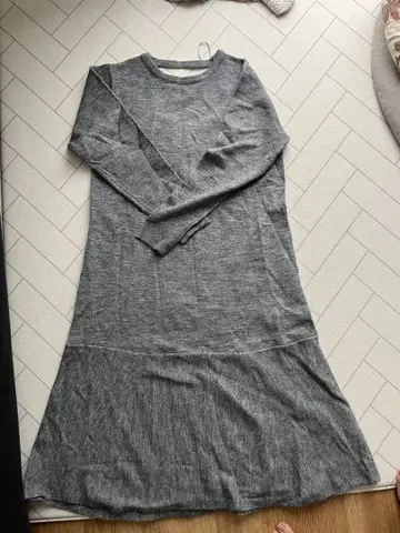 그레이 긴팔 니트 원피스