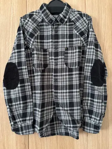 플라보아의 플란넬 체크 셔츠