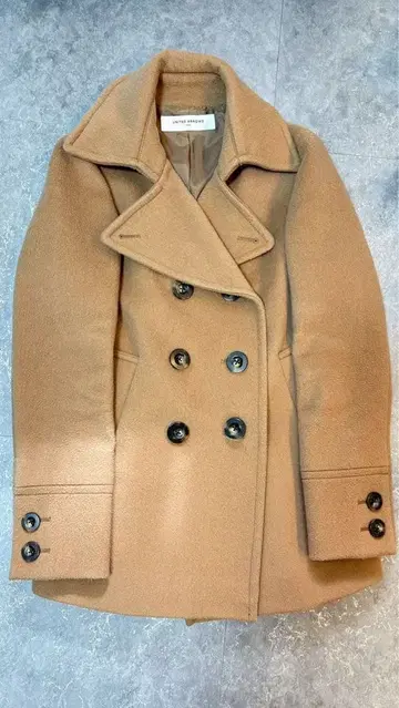 UNITED ARROWS 베이지 더블 브레스트 피 코트