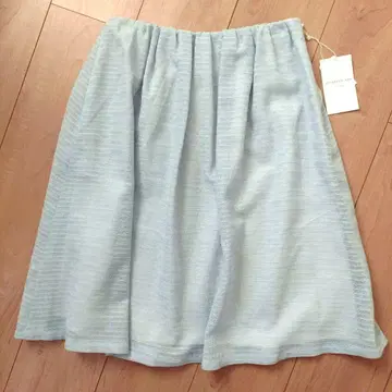 택 포함 새상품 TOMORROWLAND 스카이블루 플레어 스커트