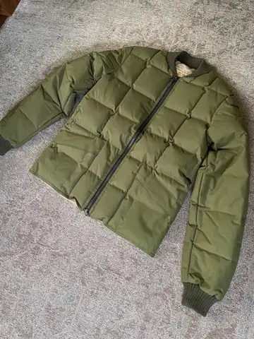 퀼팅 다운 자켓