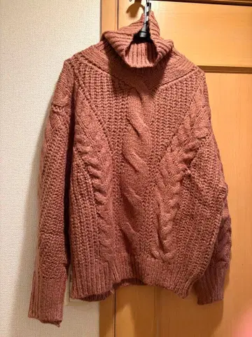 titivate 케이블 니트 터틀넥