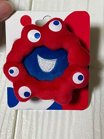 미야쿠미야쿠 봉제 배지 페이스