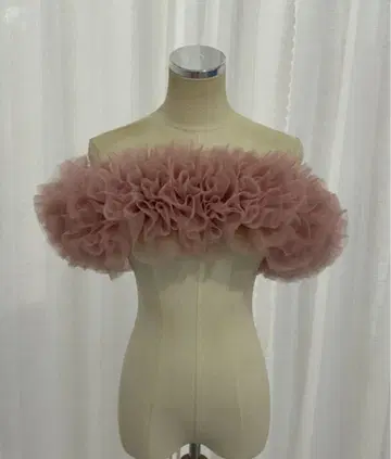 컬러 드레스 프릴 오프숄더