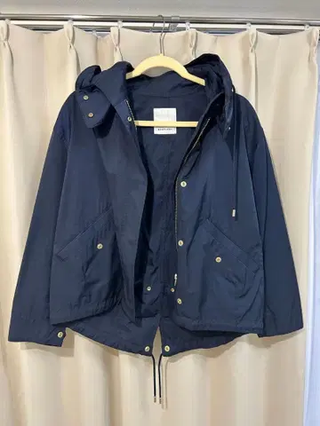 BABYLONE 네이비 마운틴 파카