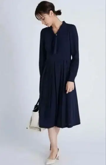 셀포드 보타이 플리츠 원피스 38