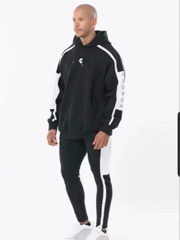 신상 CRONOS 셋업 후드티 팬츠 세트 S 사이즈