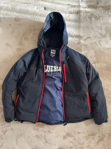blueblue 마운트레이니어 디자인 다운 자켓