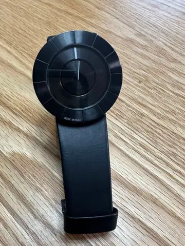 ISSEY MIYAKE TO 블랙 작동 미확인