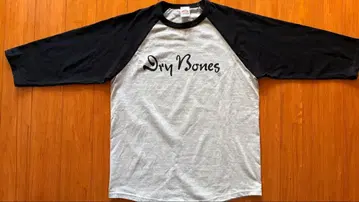 Dry Bones 7부 소매 티셔츠 그레이/블랙