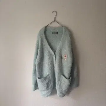 폴앤조 조 민트 그린 샤기 가디건 꽃무늬 자수 페미닌