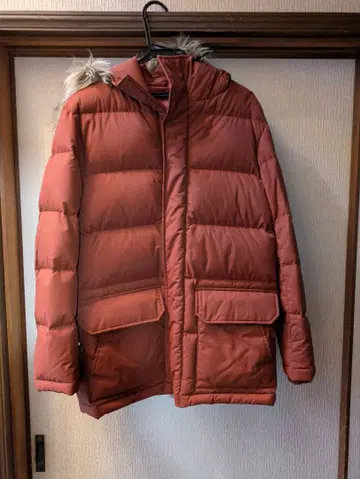 오렌지 다운 자켓 후드 부착