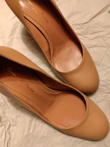 잔비토 로시 베이지 가죽 하이힐