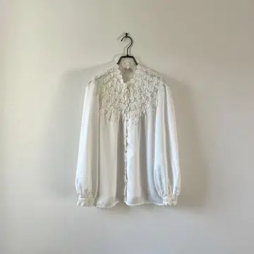 일본제 빈티지 자수 블라우스 새틴 펄 포멀 포멀 화이트