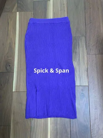 스픽 앤 스팬 리브 스커트