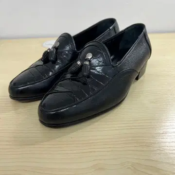 블랙 가죽 태슬 로퍼 25cm