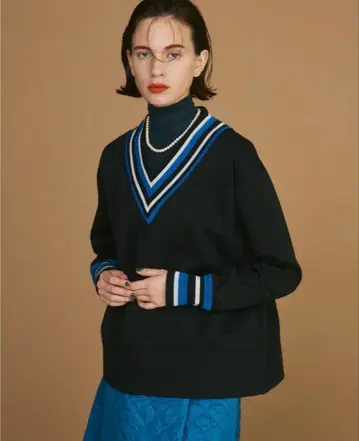 cacuma 오리지널 리브 V넥 맨투맨 (블랙)