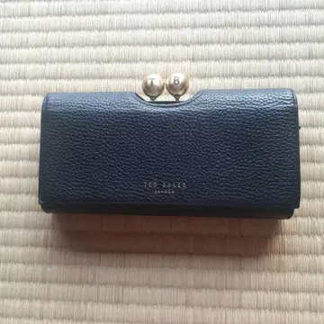 TED BAKER 블랙 가죽 가마구치 장지갑 새상품급