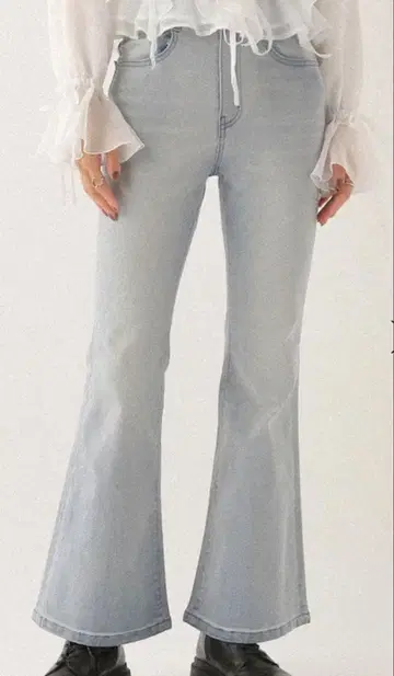 Heather ISKO 플레어 데님 팬츠 S 사이즈