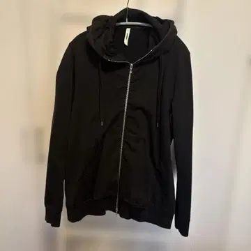 ATTACHMENT 블랙 집업 후드티