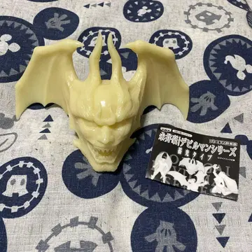 나가이 고 데빌맨 축광 피규어