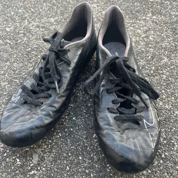 MIZUNO REBULA 블랙 축구화 스파이크