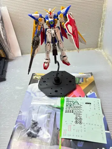 RG 신기동전기 건담 W 1/144 XXXG-01W 윙 건담