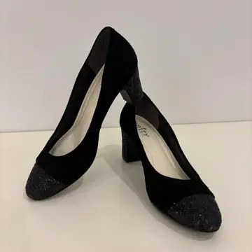 마루이 유니티 그레이스풀 스타일 스웨이드 느낌 반짝이 펌프스