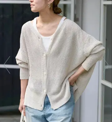 미사용에 가까운 FRAMeWORK 카노코 2WAY 백 트임 오버 가디건