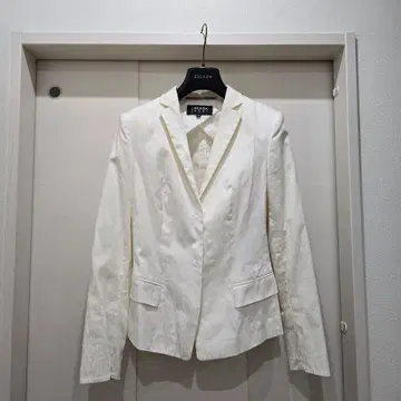 브랜드 ESCADA 에스카다 새상품급 테일러드 자켓 34 화이트