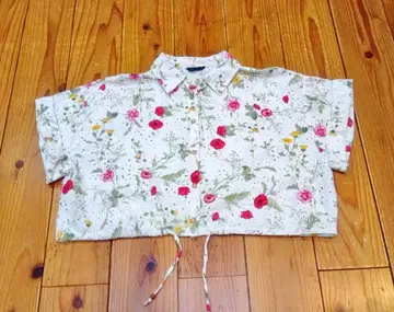 ZARA 꽃무늬 크롭 셔츠