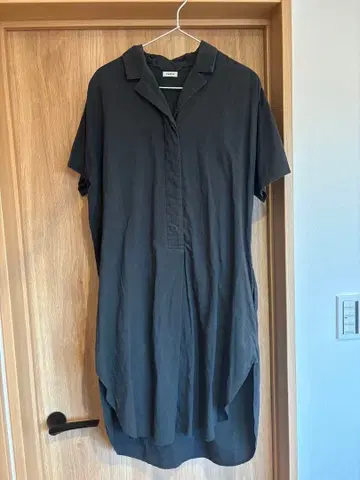 YAECA 블랙 셔츠 원피스 반팔