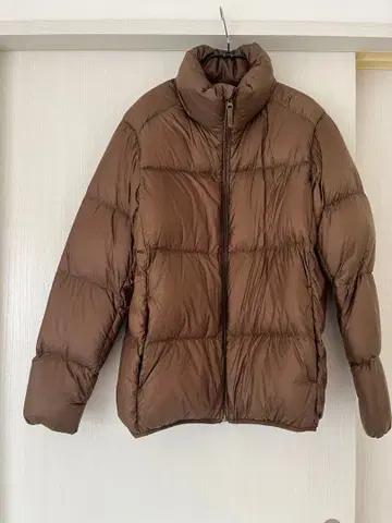 UNIQLO 울트라 라이트 다운 M 브라운