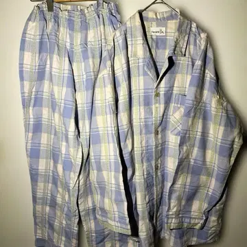 라이트 블루 계열 체크 무늬 파자마 루즈한 사이즈 오픈 카라 L