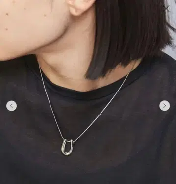 [미착용 새상품] U 모티브 체인 목걸이